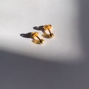 Pearl stud earrings 24K gold